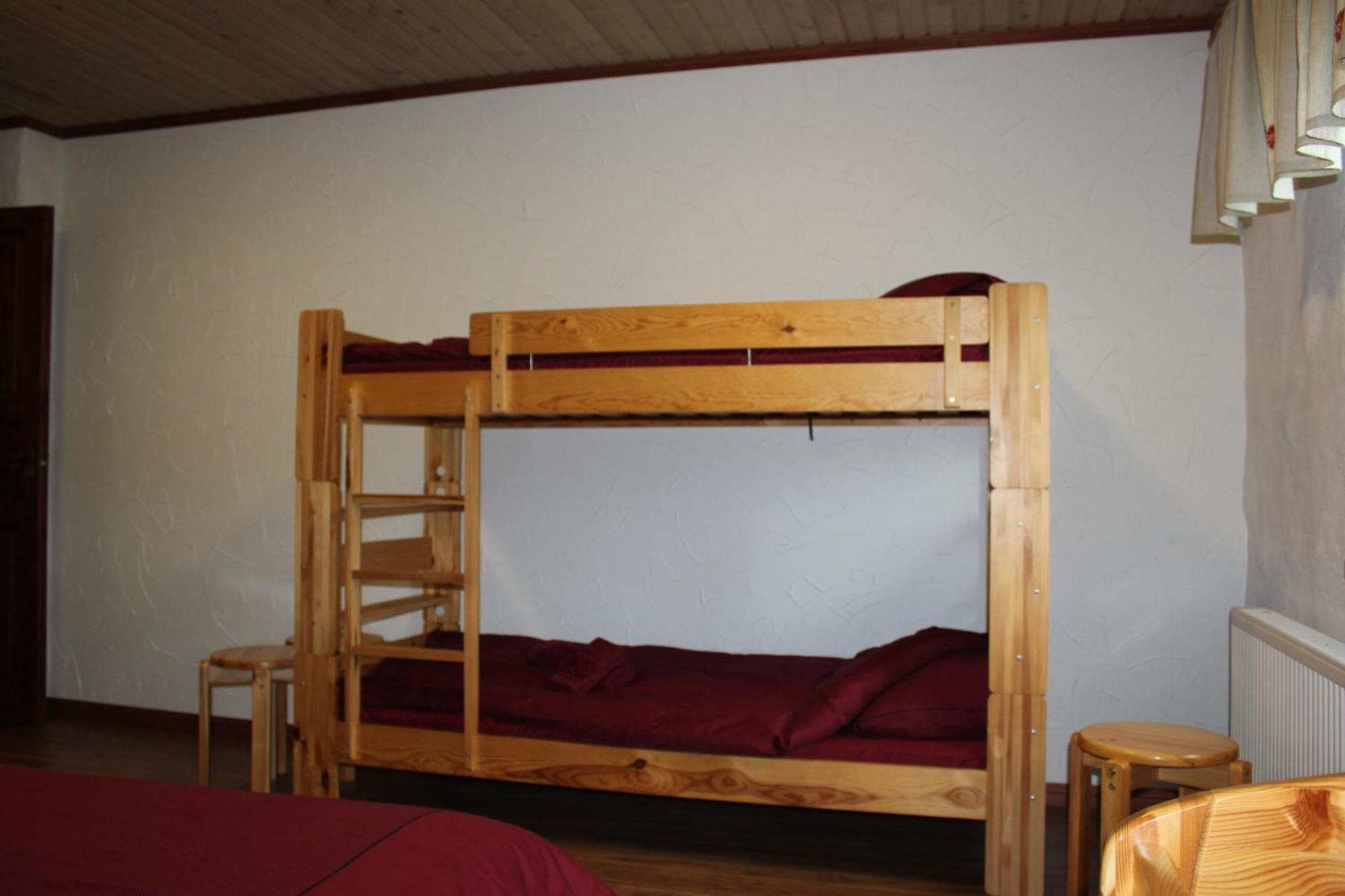 Krapi Guesthouse Treimani 客房 照片