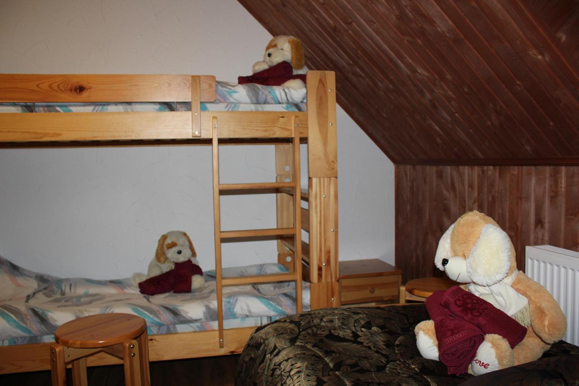 Krapi Guesthouse Treimani 客房 照片