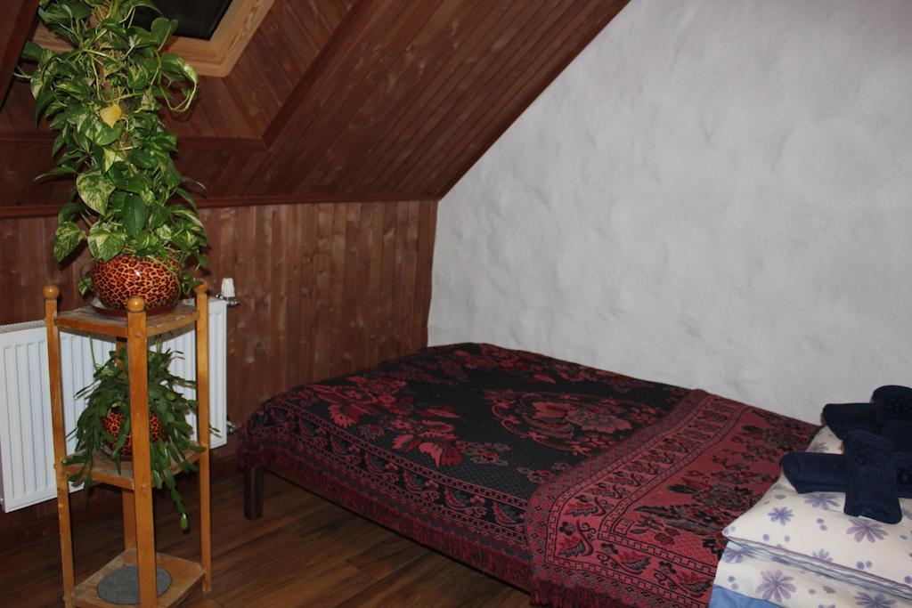 Krapi Guesthouse Treimani 客房 照片