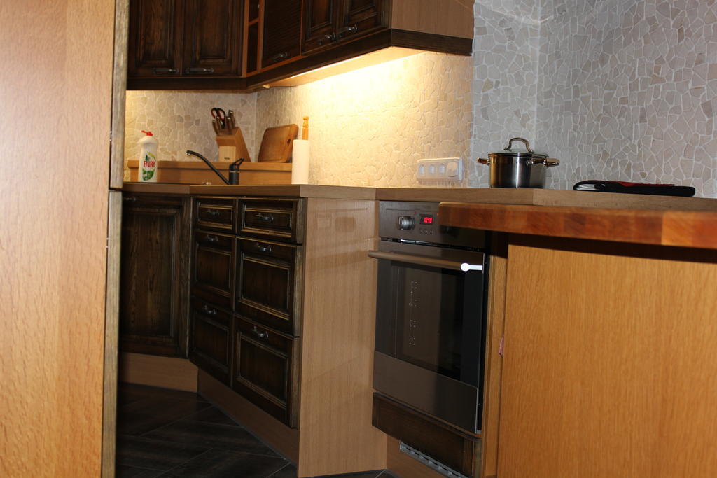 Krapi Guesthouse Treimani 客房 照片
