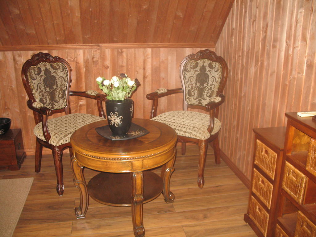 Krapi Guesthouse Treimani 客房 照片