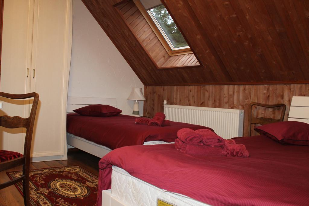 Krapi Guesthouse Treimani 外观 照片